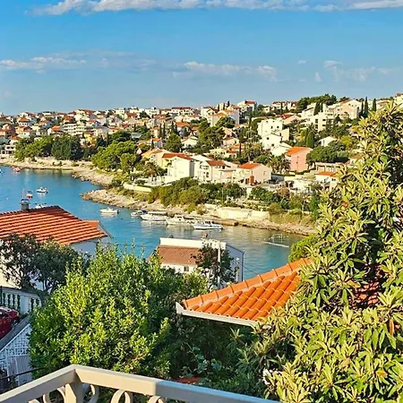 Perla 度假居 特罗吉尔